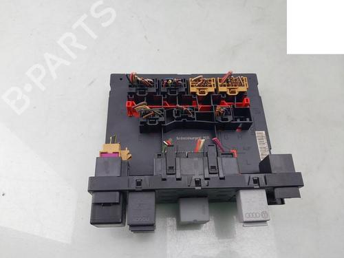 Used Electronic module VW GOLF V (1K1) 2.0 FSI (150 hp) 30351803