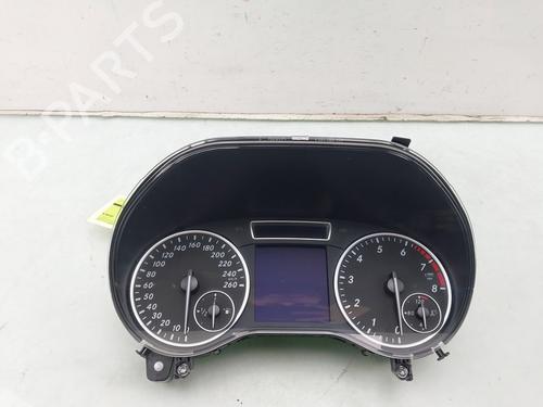 Used Instrument cluster MERCEDES-BENZ A-CLASS (W176) A 180 (176.042) (122 hp) 30509923