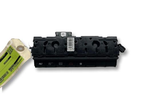 Used Warning switch Warning switch RENAULT TRAFIC III Van (FG_) 2.0 dCi 170 (FGMM, FGMV) (170 hp) 40610364 40610364