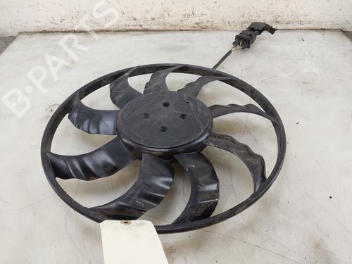 Used Radiator fan Radiator fan 37179423 37179423