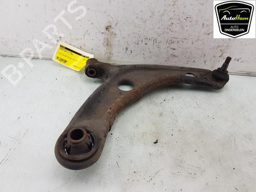Used Right front suspension arm TOYOTA YARIS (_P9_) 1.33 VVT-i (NSP90_, NSP90R) (100 hp) 17793059