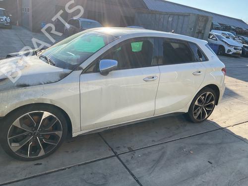 Used Left front door AUDI A3 Sportback (8YA, 8YF) S3 TFSI quattro (310 hp) 31922240