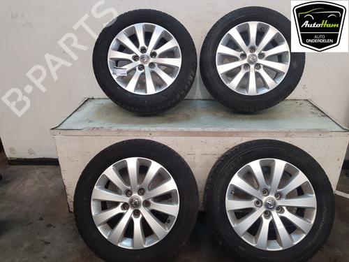Used Rim OPEL ZAFIRA TOURER C (P12) 1.4 (75) (140 hp) 22903143