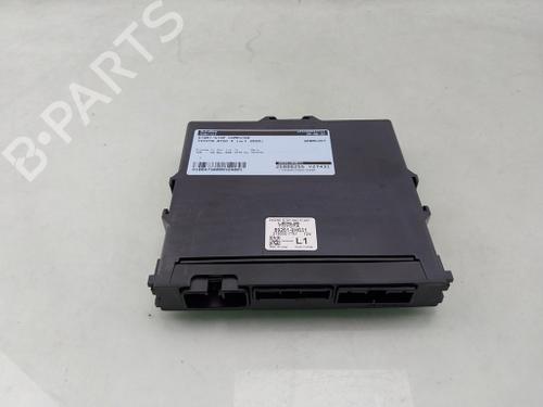 switch-toyota-aygo-x-_b7_-2022-27321552 main image