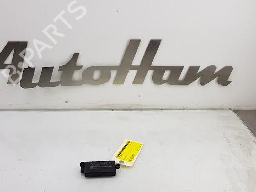 Used Electronic module BMW 1 Convertible (E88) 118 d (143 hp) 12998093