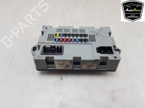 Used Fuse box LAND ROVER DISCOVERY SPORT (L550) 2.0 D (150 hp) 21824348