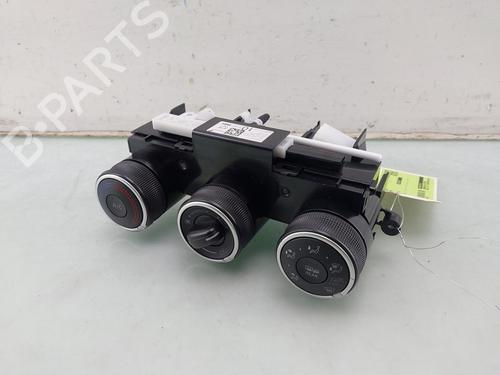 Used Climate control Climate control TOYOTA AYGO X (_B7_) 1.0 VVT-i (KGB70) (72 hp) 33617722 33617722