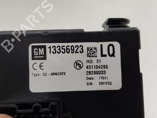 Fuse box OPEL MERIVA B MPV (S10) 1.4 (75) | BP12028945E1 