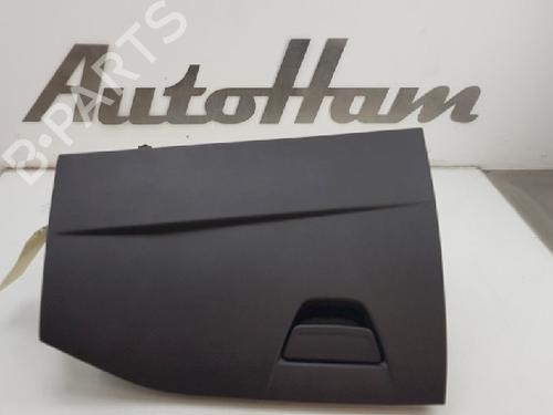 Used Glove box FORD FOCUS III Turnier 1.0 EcoBoost (125 hp) 12010786