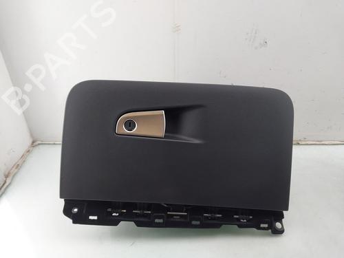 Used Glove box ALFA ROMEO STELVIO (949_) 2.0 Q4 (949.AXA2A) (280 hp) 30102911