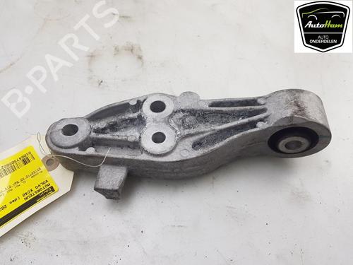 Used Engine mount VOLVO XC40 (536) T4 Plug-in Hybrid (211 hp) 17672220