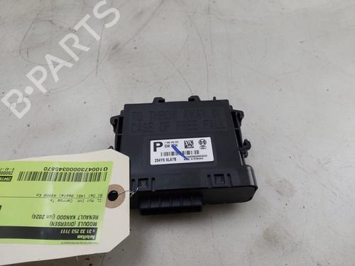 Module électronique RENAULT KANGOO III Box Body/MPV 1.5 Blue dCi 115 (FJAC) (116 hp) 31922595