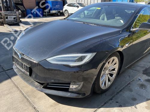 Frontpaket TESLA MODEL S (5YJS) 75D AWD | BP37179518S1 - Image 2