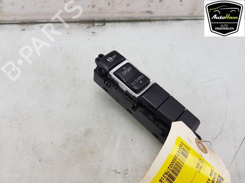 Switch BMW X1 (F48) sDrive 18 i | BP18111760I30 