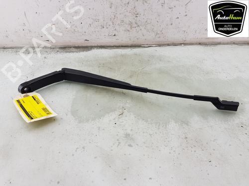 Used Front windshield wiper arm SEAT Mii (KF1, KE1) 1.0 (60 hp) 21795593