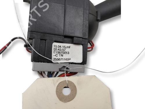 Headlight switch RENAULT CLIO IV (BH_) 0.9 TCe 90 (BHNF, BHMA, BHMH, BHJK, BHJR) | BP40526142I24 - Image 3