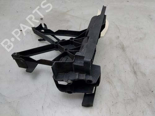 Stoßstangenhalter vorne MERCEDES-BENZ GLC (X253) 250 4-matic (253.946) | BP30533936C158 