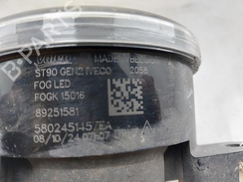 Right front fog light IVECO DAILY VI Van 33S16, 35S16, 35C16, 38S16, 40C16, 42S16, 50C16 | BP31922421C31 - Image 4