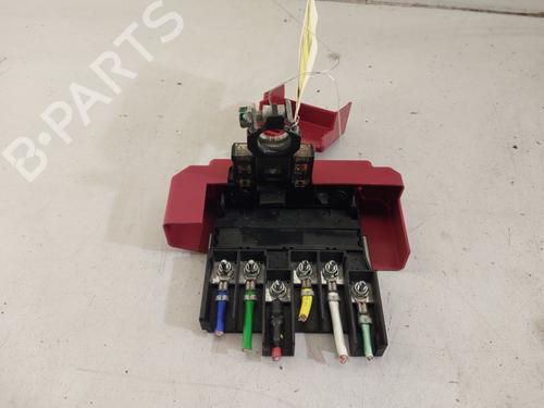 Used Fuse box Fuse box 38928350 38928350