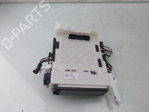 Used Fuse box Fuse box TOYOTA YARIS CROSS (MXP_) 1.5 Hybrid (MXPJ10) (116 hp) 27499096 27499096