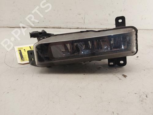 Right front fog light BMW 1 (F40) 118 i | BP38061807C31 - Image 2