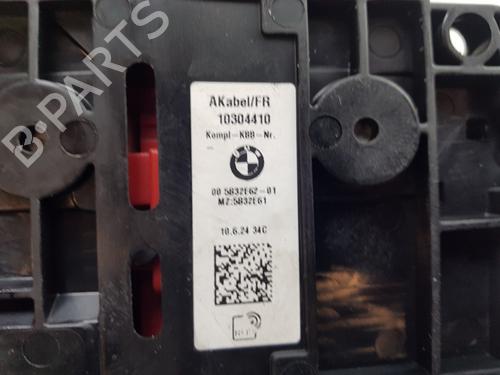 Fuse box BMW 7 (G70) i7 eDrive50, L | BP27348918E1 