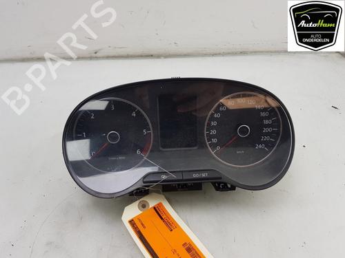 Used Instrument cluster VW POLO V (6R1, 6C1) 1.2 TDI (75 hp) 12041619