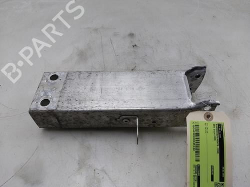 Used Front bumper reinforcement BMW i3 (I01) Electric (170 hp) 32855758
