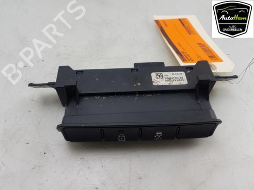 Used Switch Switch KIA CEE'D (JD) 1.6 GDI (135 hp) 13103148 13103148