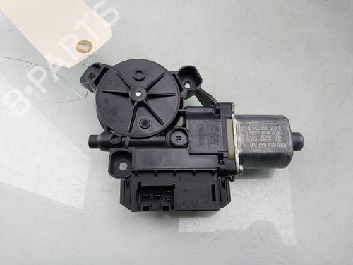 Used Electronic module VW POLO V (6R1, 6C1) 1.2 TSI 16V (90 hp) 29174806