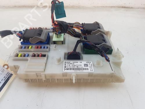 Fuse box VOLVO V60 I (155) D6 Hybrid AWD | BP28294624E1 