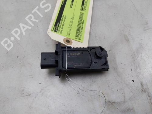 Débitmètre de masse D'Air IVECO DAILY VI Van 33S16, 35S16, 35C16, 38S16, 40C16, 42S16, 50C16 (156 hp) 31922420