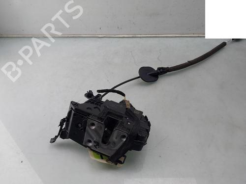 Vergrendeling links voor RENAULT CAPTUR I (J5_, H5_) 0.9 TCe 90 (90 hp) 30388365