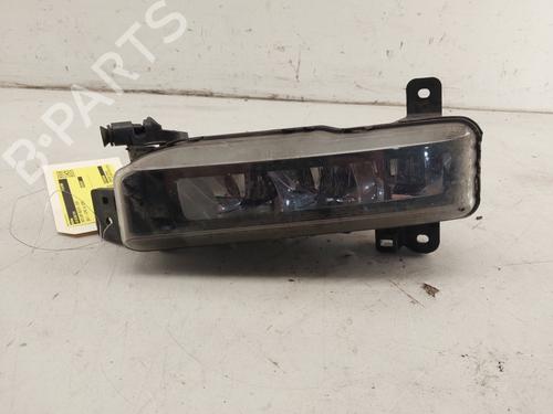Used Right front fog light Right front fog light 38061807 38061807