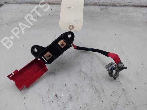 Used Fuse box RENAULT ARKANA I (LCM_, LDN_) 1.6 E-TECH 145 (LDMU) (143 hp) 32319811