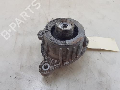 Used Engine mount MERCEDES-BENZ VITO Van (W447) 116 CDI (447.601, 447.603, 447.605) (163 hp) 27201963
