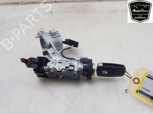 Used Ignition barrel OPEL ZAFIRA TOURER C (P12) 1.4 (75) (140 hp) 22903250