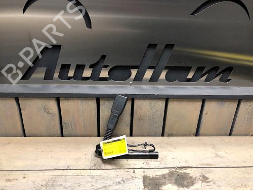 Used Seat buckle BMW 3 (E90) 320 d (163 hp) 13139669