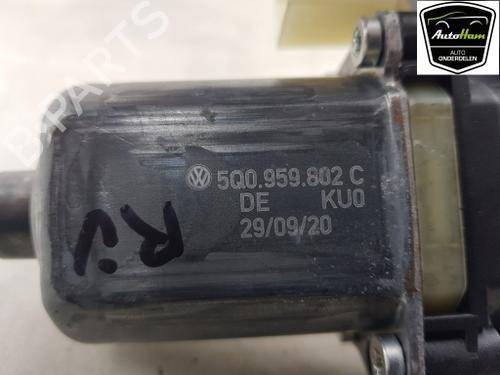 Used Electronic module Electronic module SEAT LEON Sportstourer (KL8, KLD) 1.4 TSI e-Hybrid (204 hp) 17747186 17747186