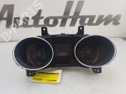 Used Instrument cluster KIA CEED Sportswagon (CD) 1.0 T-GDI (120 hp) 12036286