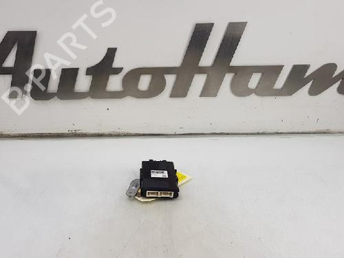 Used Electronic module TOYOTA YARIS (_P13_) 1.0 (KSP130_, KSP130) (69 hp) 12018848