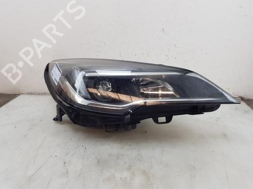 Used Right headlight OPEL ASTRA K (B16) 1.6 CDTi (68) (110 hp) 28318040