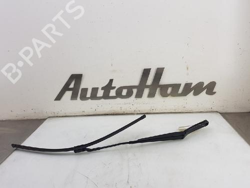 Used Front windshield wiper arm SKODA SUPERB III Estate (3V5) 1.4 TSI (150 hp) 13144764