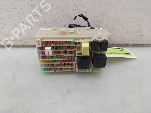 Used Fuse box Fuse box 38928324 38928324