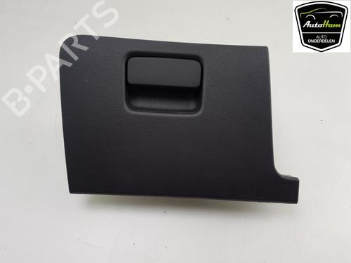 Used Glove box VW GOLF VII (5G1, BQ1, BE1, BE2) 1.0 TSI (86 hp) 15530376