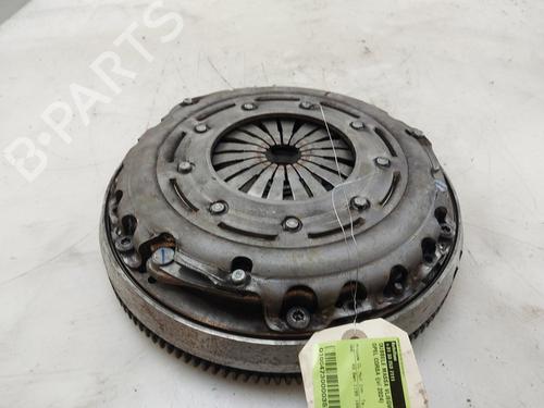 Used Flywheel OPEL CORSA F (P2JO) 1.2 (68) (101 hp) 32667314