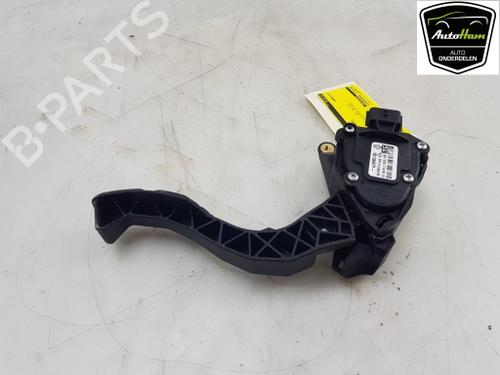 Used Pedal Pedal RENAULT CLIO V (B7_) 1.6 E-TECH 145 (B7MU) (143 hp) 17646394 17646394