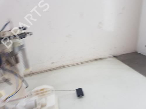 Used Fuel pump TOYOTA YARIS CROSS (MXP_) 1.5 Hybrid (MXPJ10) (116 hp) 28669185