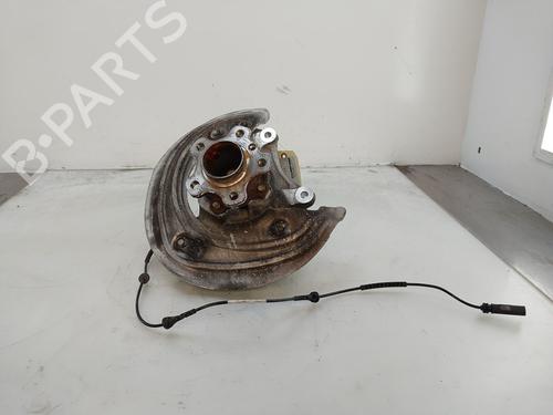 Used Left front steering knuckle BMW 3 Touring (G21, G81) 330 e Plug-in-Hybrid (292 hp) 25602112