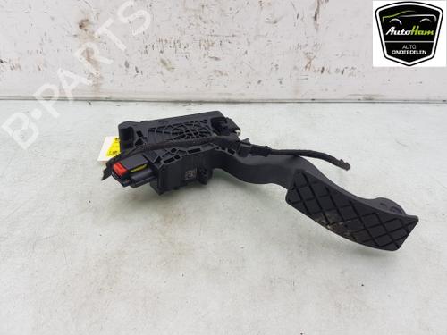 Used Pedal Pedal SKODA FABIA IV (PJ3) 1.0 TSI (95 hp) 17953701 17953701